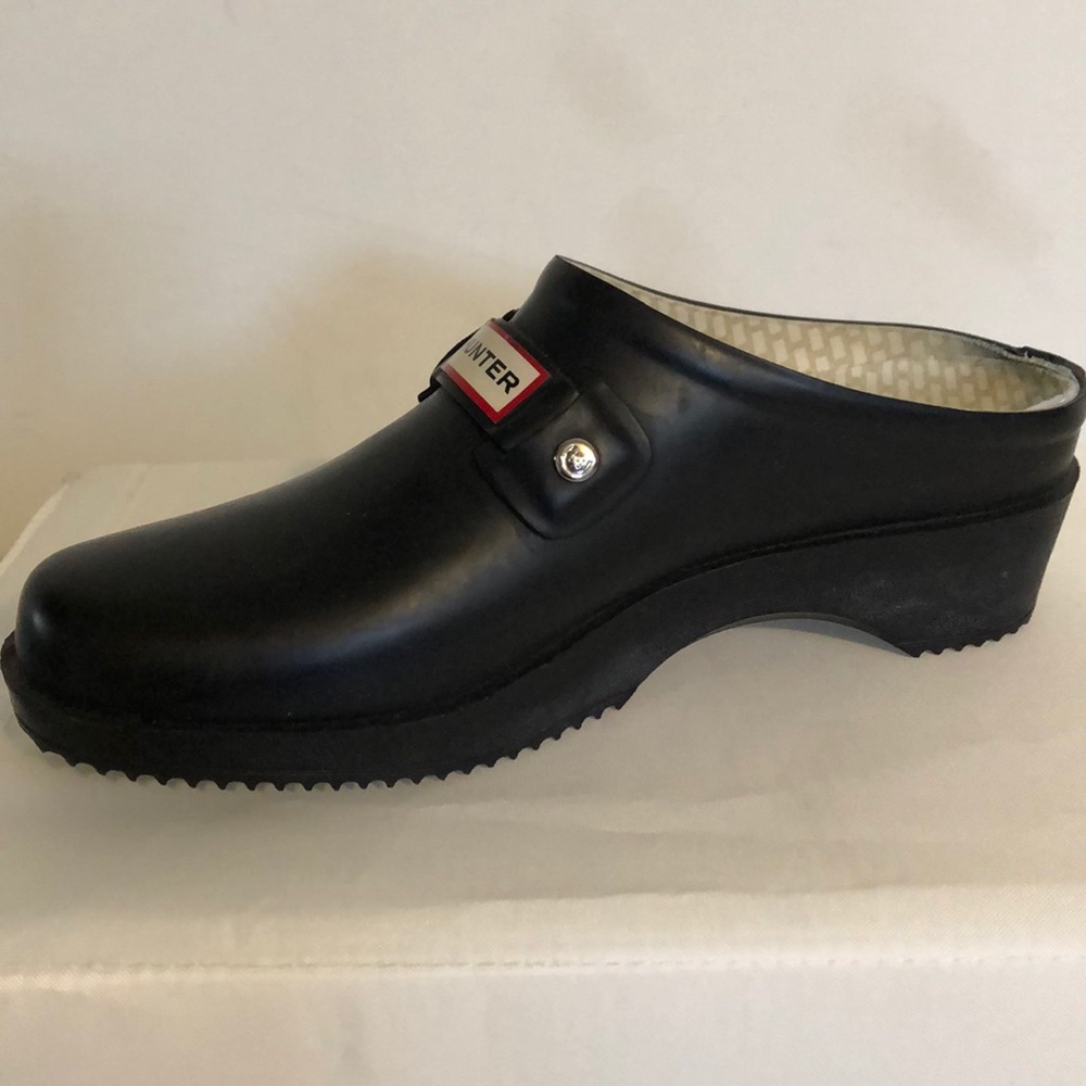 Hunter clogs